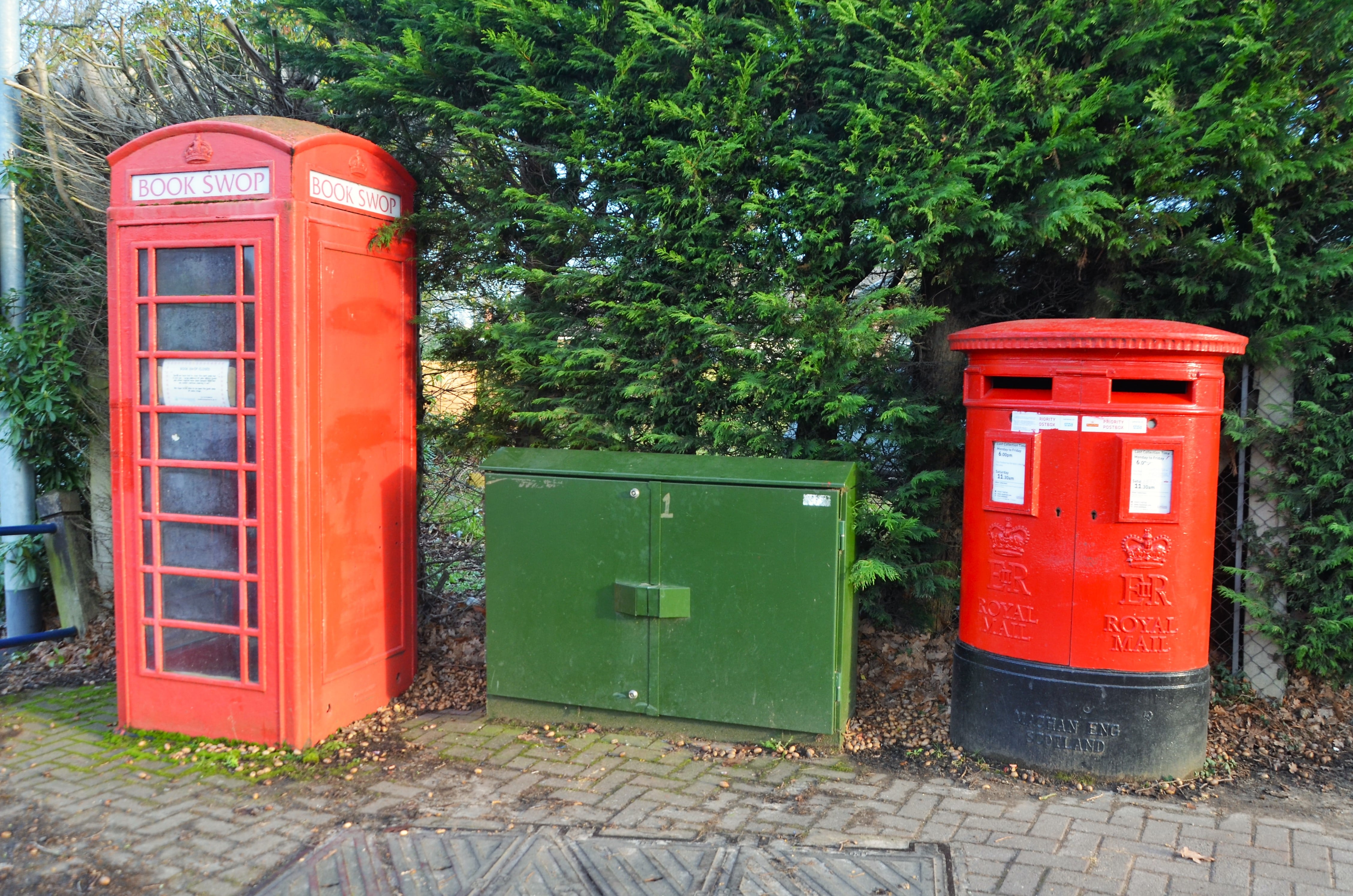 K6, California Crossroads, Finchampstead